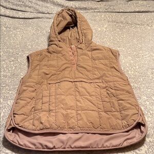 Quilted Hooded Vest in Tan